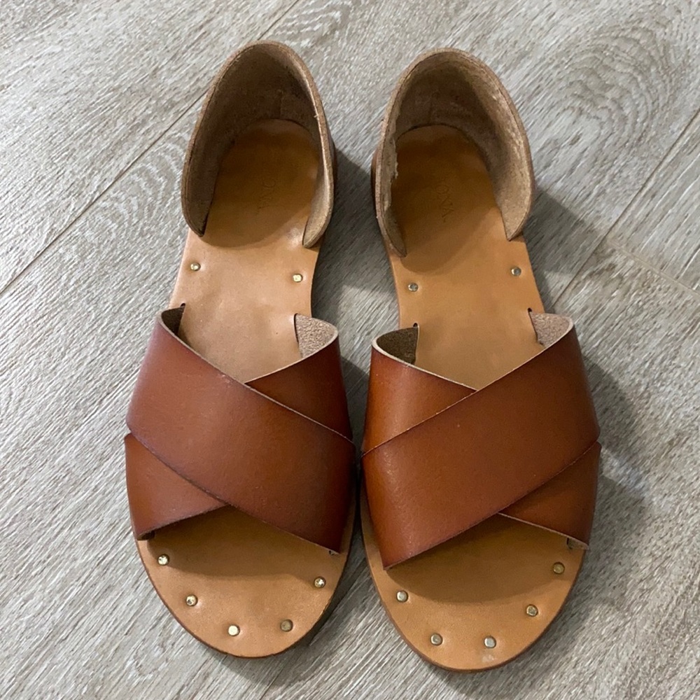 Merona flat sandals 6.5